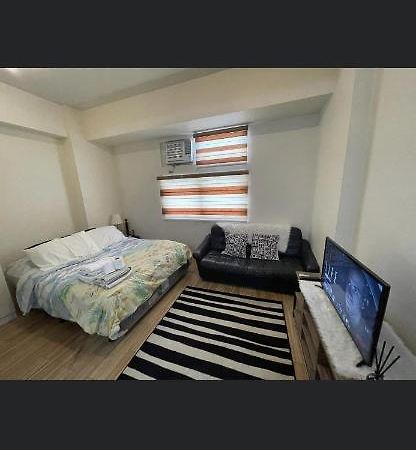 Khentdrick'S Place At Holland Park Southwoods Binan 외부 사진