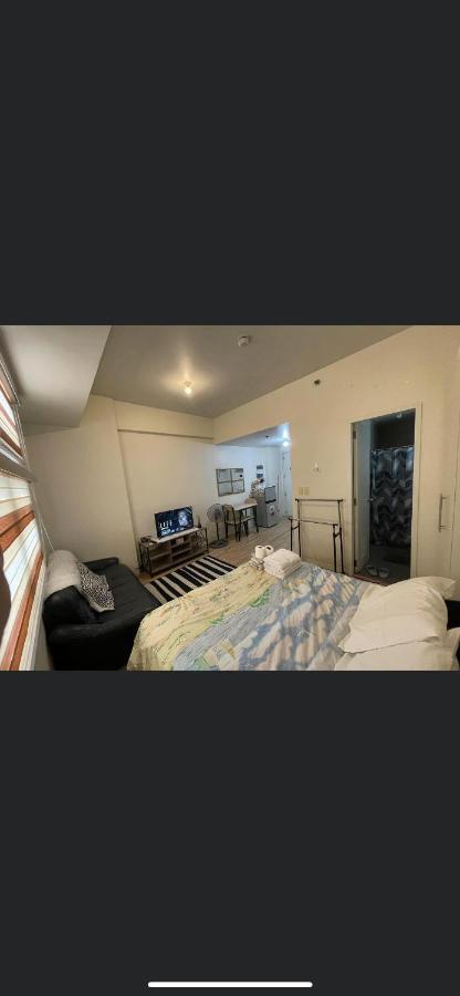 Khentdrick'S Place At Holland Park Southwoods Binan 외부 사진