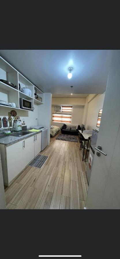 Khentdrick'S Place At Holland Park Southwoods Binan 외부 사진