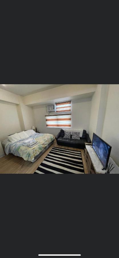 Khentdrick'S Place At Holland Park Southwoods Binan 외부 사진